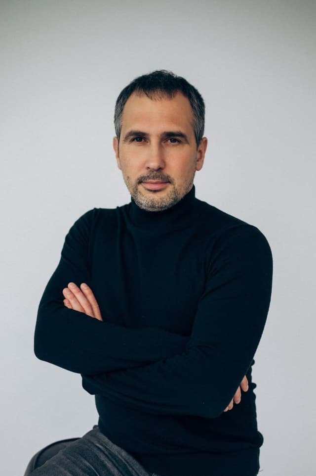 Ruslan Seitumerov
